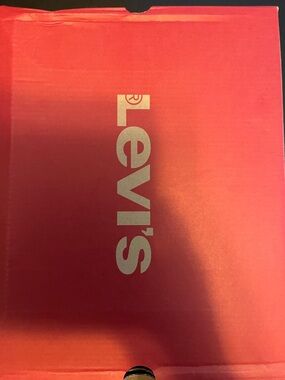 Levi's White Women's Sneakers with Red Box Accent